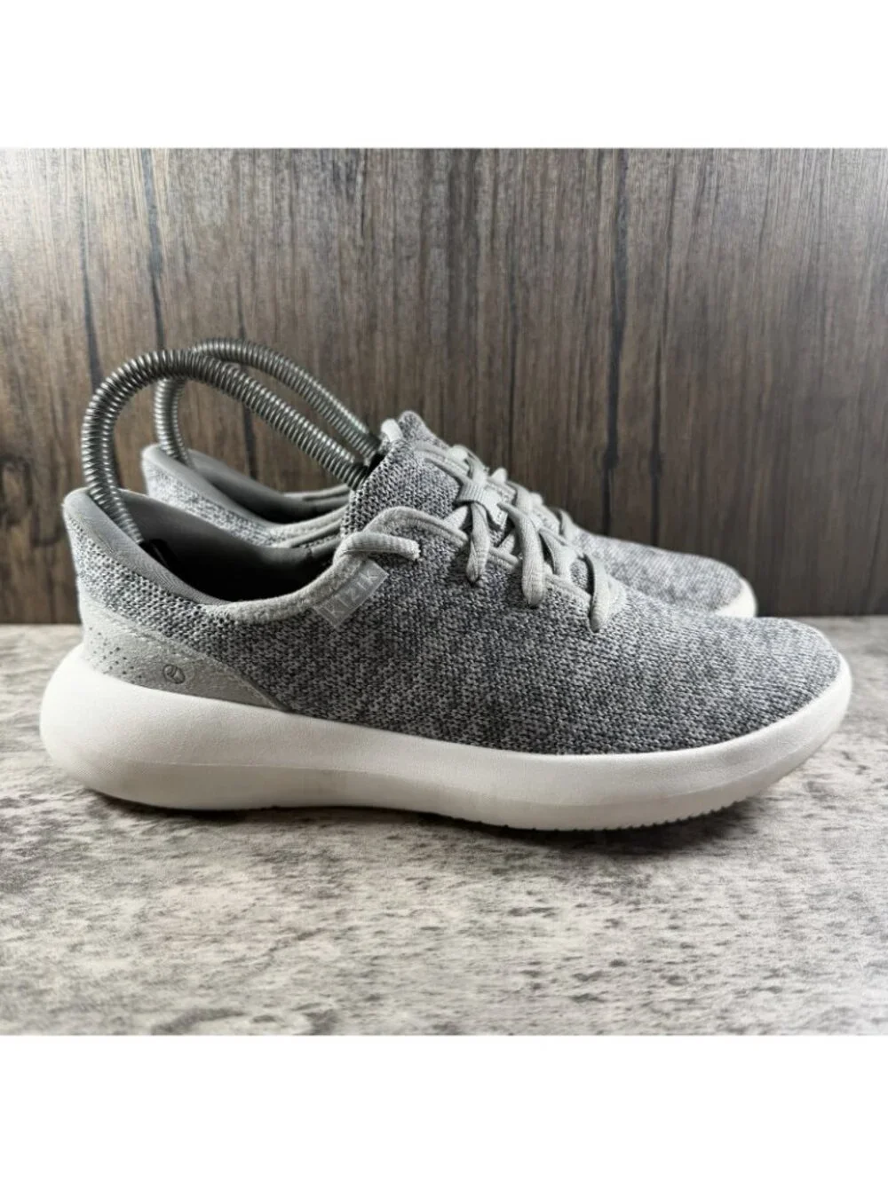 Kizik Madrid Eco Knit Women Size 6 Grey Hands Free Shoes Comfort Running Sneaker
